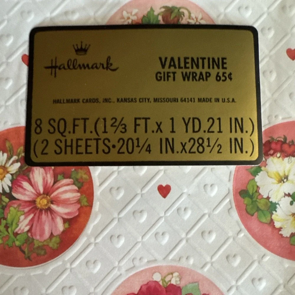 Hallmark Valentine Gift Wrap Paper Lot of‎ 2 Packs Vintage 80s Embossed Floral